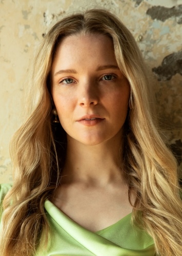 Morfydd Clark