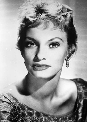 Traci Roth