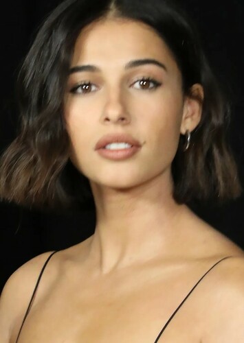 Naomi Scott