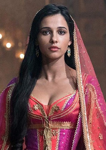 Naomi Scott