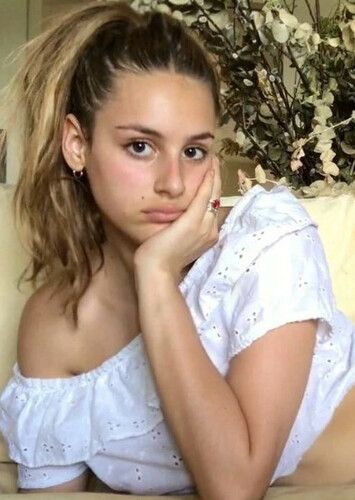 Nell Verlaque