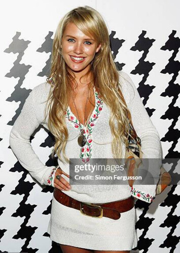Nicky Whelan