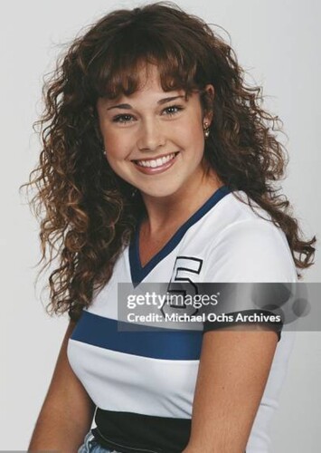 Nikki DeLoach