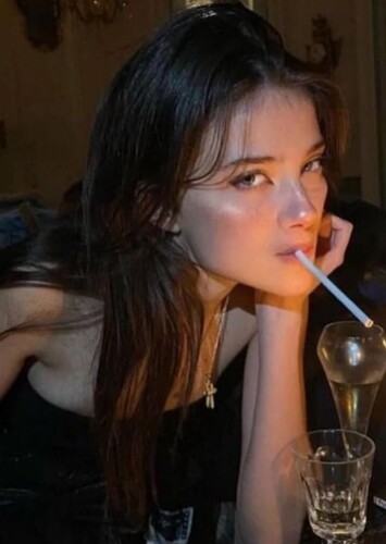 Nikova Banks