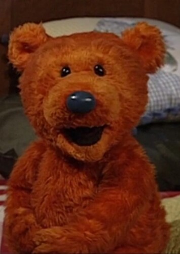 Ojo (Bear in the Big Blue House)