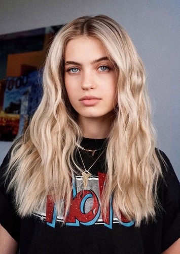Olivia Scott Welch