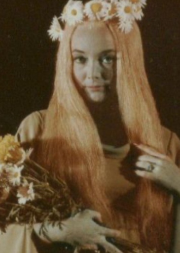 Auntie Ophelia F. Frump _(All Seasons)_