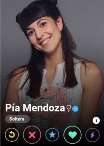 Pía Mendoza