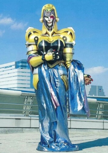 Queen Machina