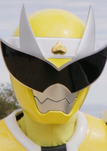 Raila The Yellow Ranger