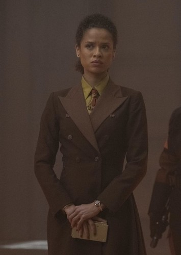Ravonna Renslayer
