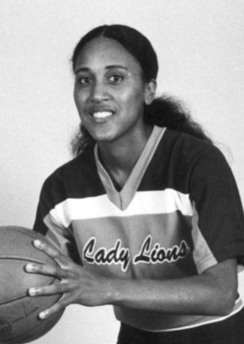 Robin Roberts (Teenage)