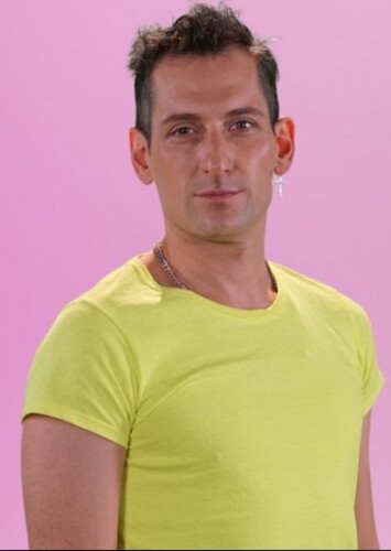 Robin Valdivia