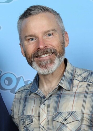 Roger Craig Smith