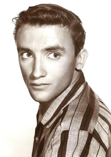 Ronnie Burns