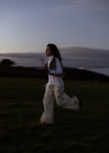 run away girl - Alice Merton