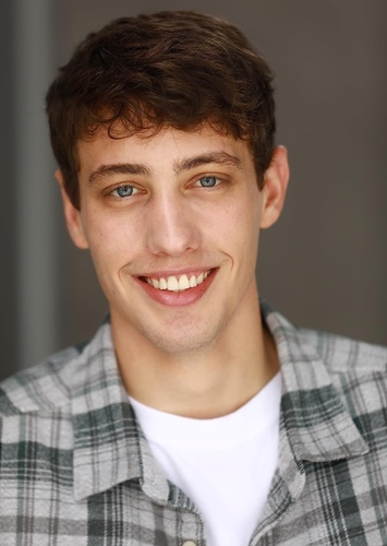 Who could play the brother or sister of Ryan Lee?