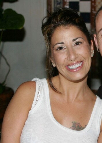 Samantha Olit