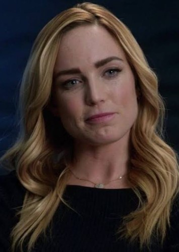 Sara lance