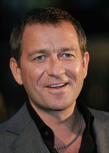 Sean Pertwee