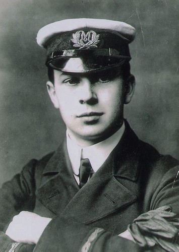Senior wireless operator Phillips