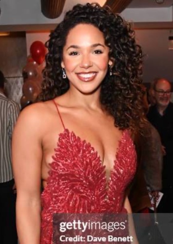 Shanay Holmes