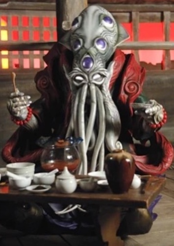 Shiitari of the Bones
