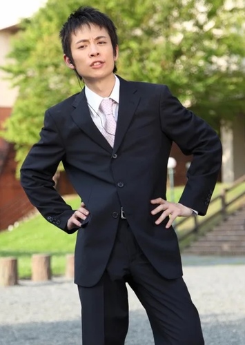 Shun Makura