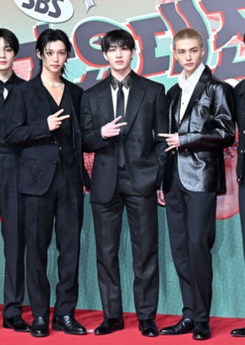 Stray Kids