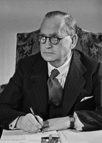Sveinn Björnsson
