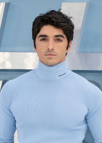 Taylor Zakhar Perez