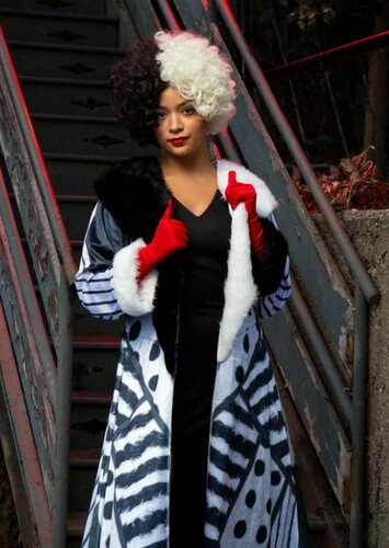 Teen Cruella DeVille