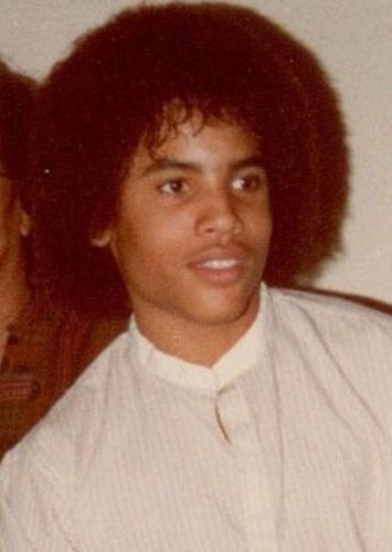 Teenage Lenny Kravitz