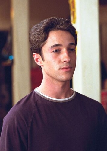 Thomas Ian Nicholas