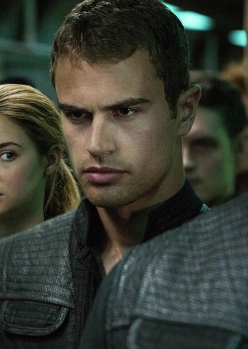 Tobias Eaton