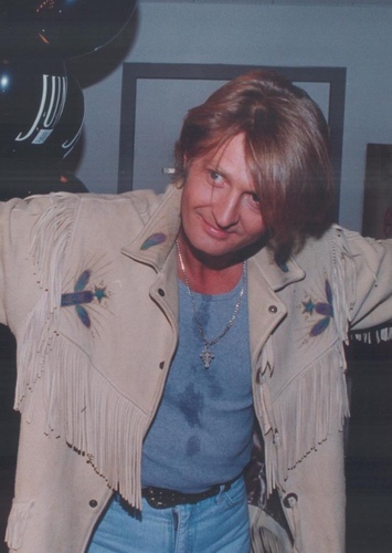 Tom Cochrane