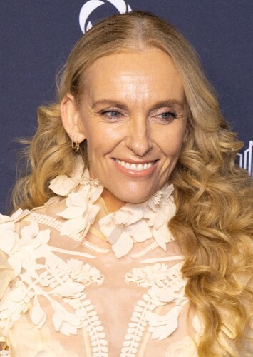 Toni Collette