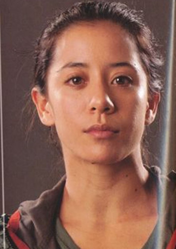 Tribute Girl District 4