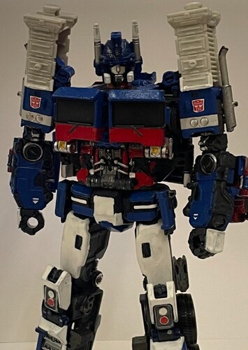 Ultra magnus