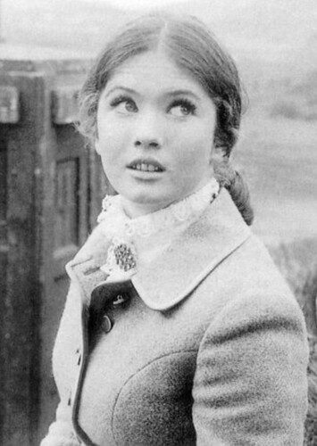Victoria Waterfield