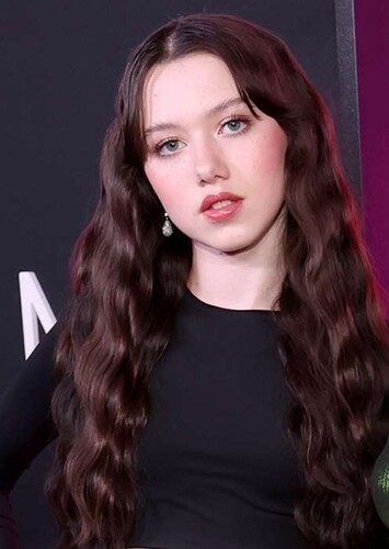 Violet McGraw