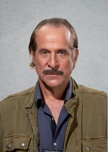 Waltet Hardy(Father Felicia Hardy)