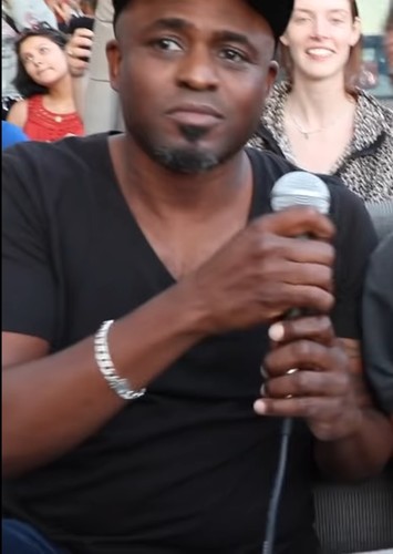 Wayne Brady.