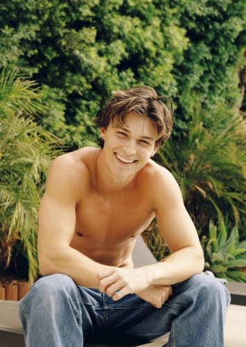 Wes Bennett