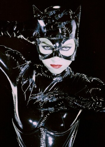 What if Tim Burton directed Catwoman?