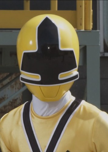 Yellow Ranger / Emily