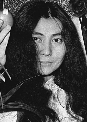 Yoko Ono
