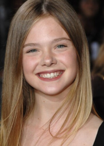 Young Elle Fanning