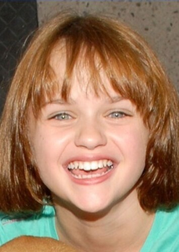 Young Joey King