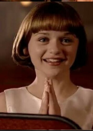 Young Joey King